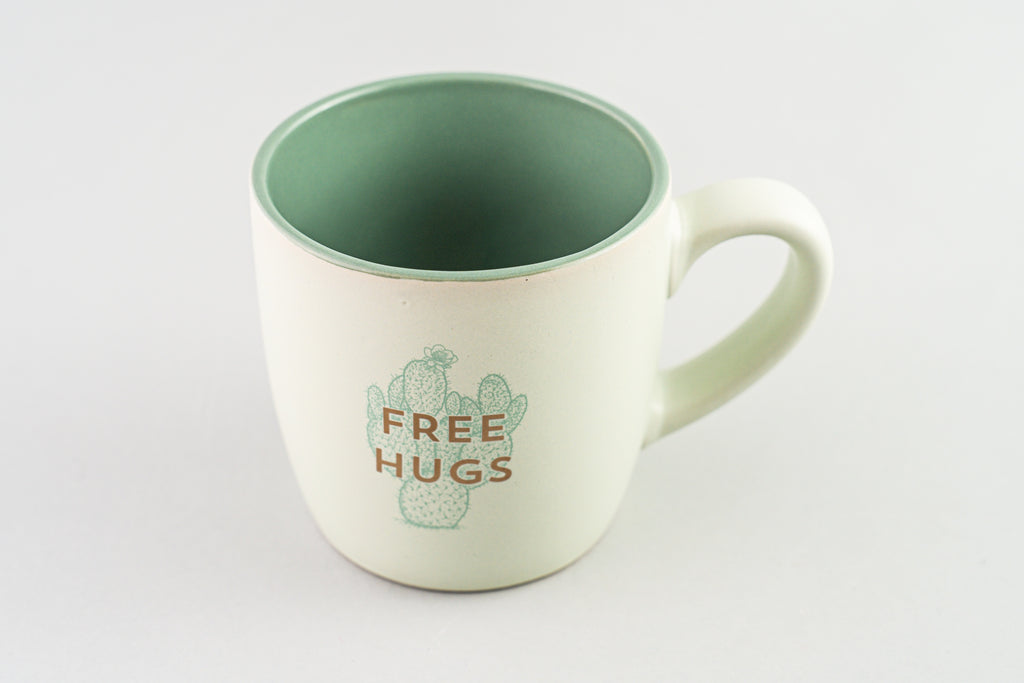 Vintage Sass Boxed Mug - Free Hugs