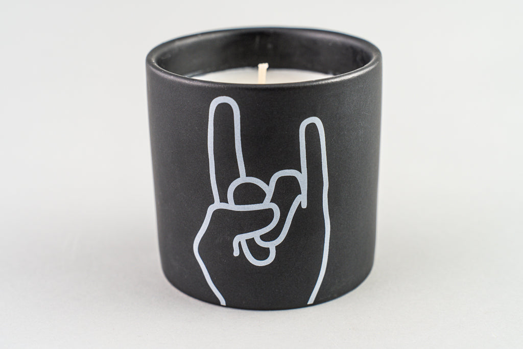 Impressions  Ceramic  Candle  5.75  oz./163g  - Black - Rock On - Leather & Oakmoss