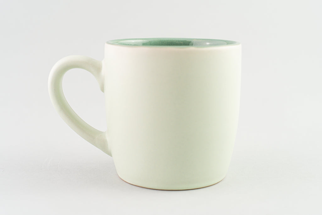 Vintage Sass Boxed Mug - Free Hugs