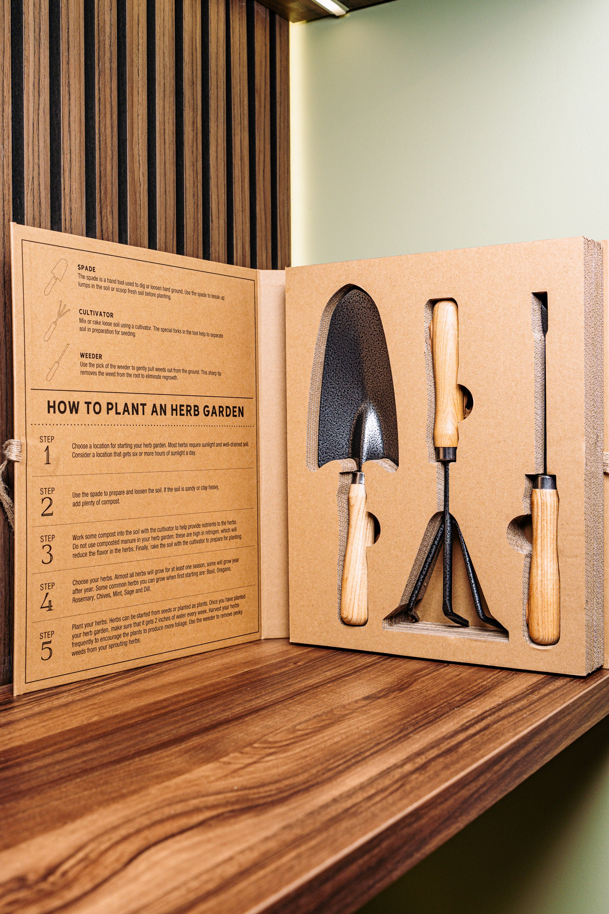 Santa Barbara Garden Tools Gift Set