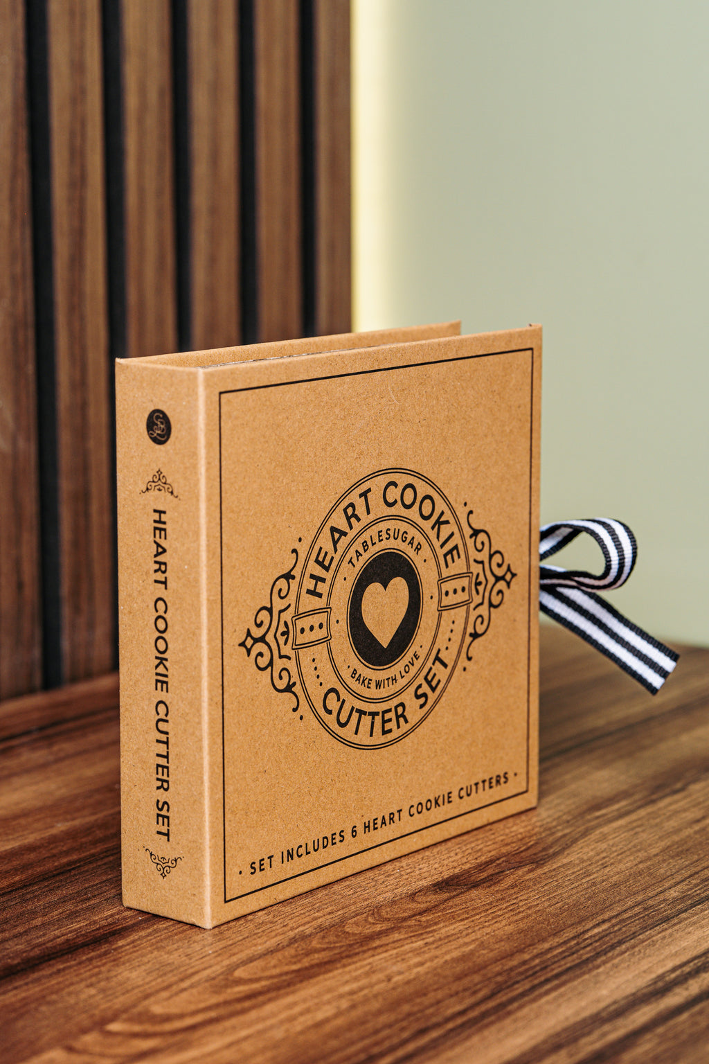 Santa Barbara Heart Cookie Cutter Gift Set