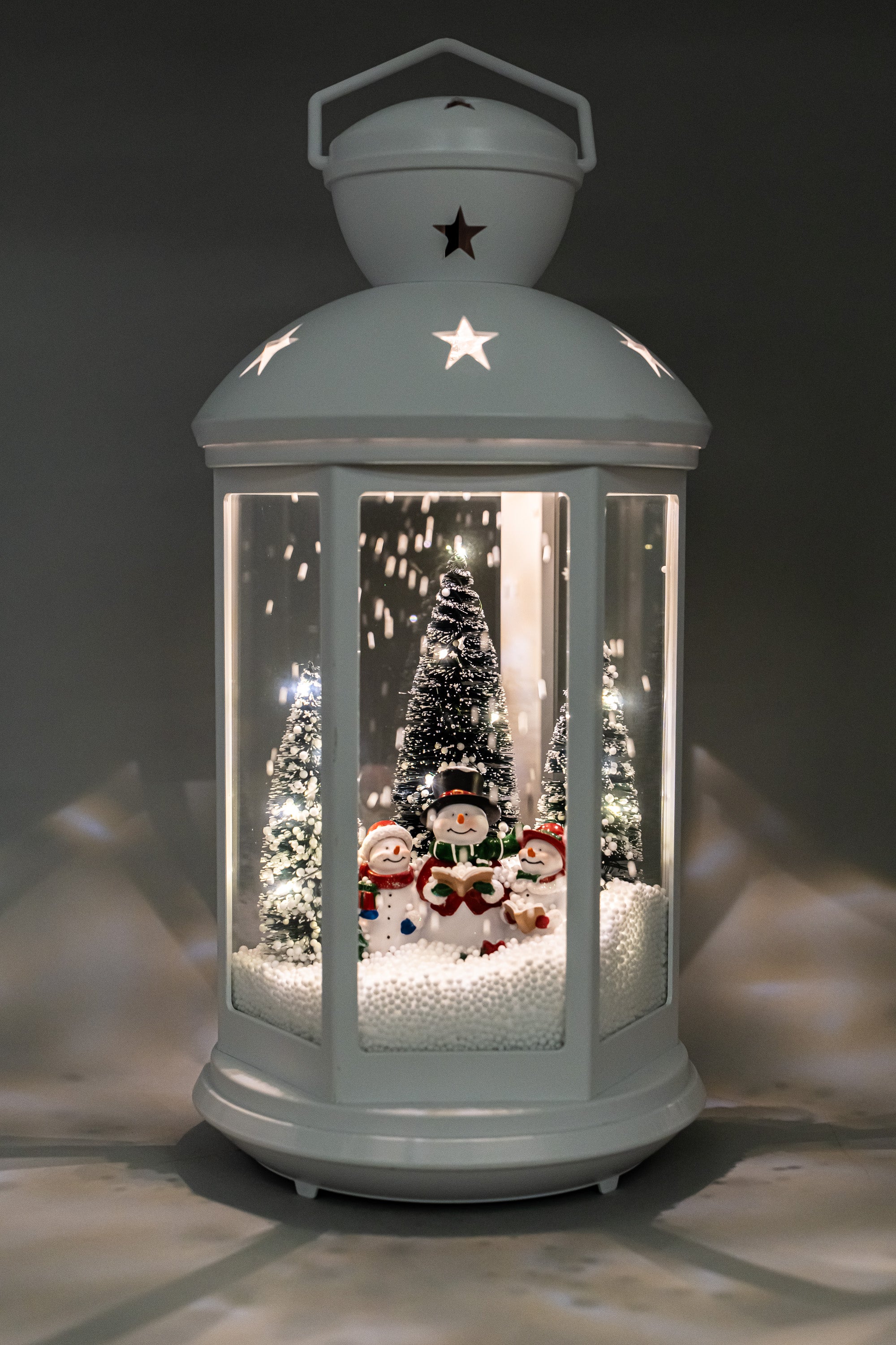 White Plastic Latern Led Lights With Snowman.
