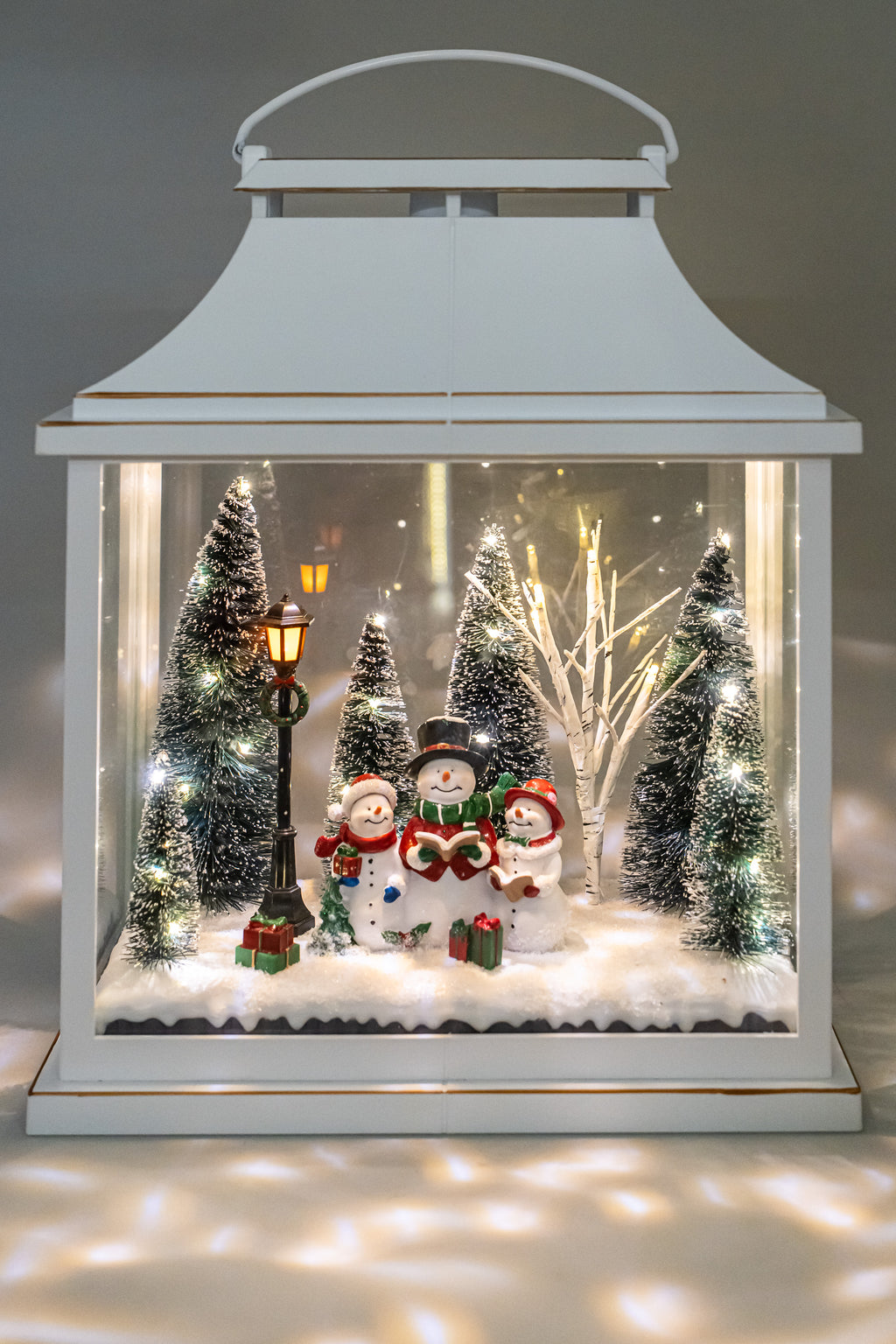 White Plastic Latern Led Lights With Snowman