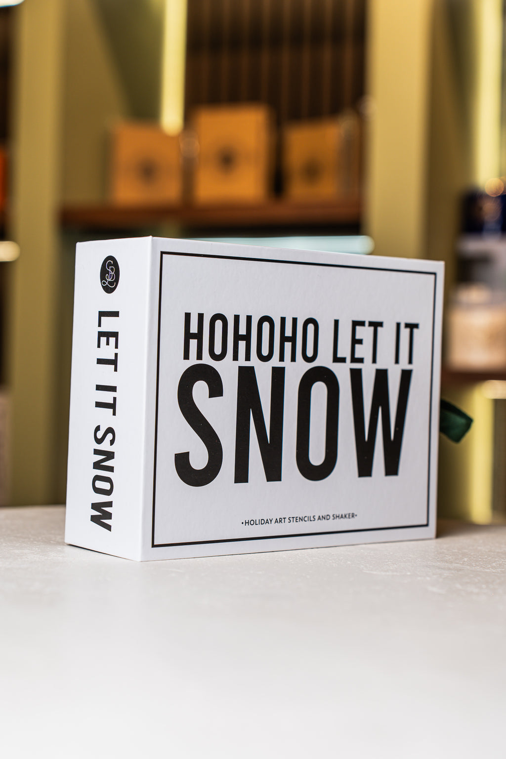 Santa Barbara Festive Stencils & Shaker Gift Set