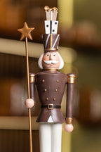 Brown Resin Soldier Holding Star