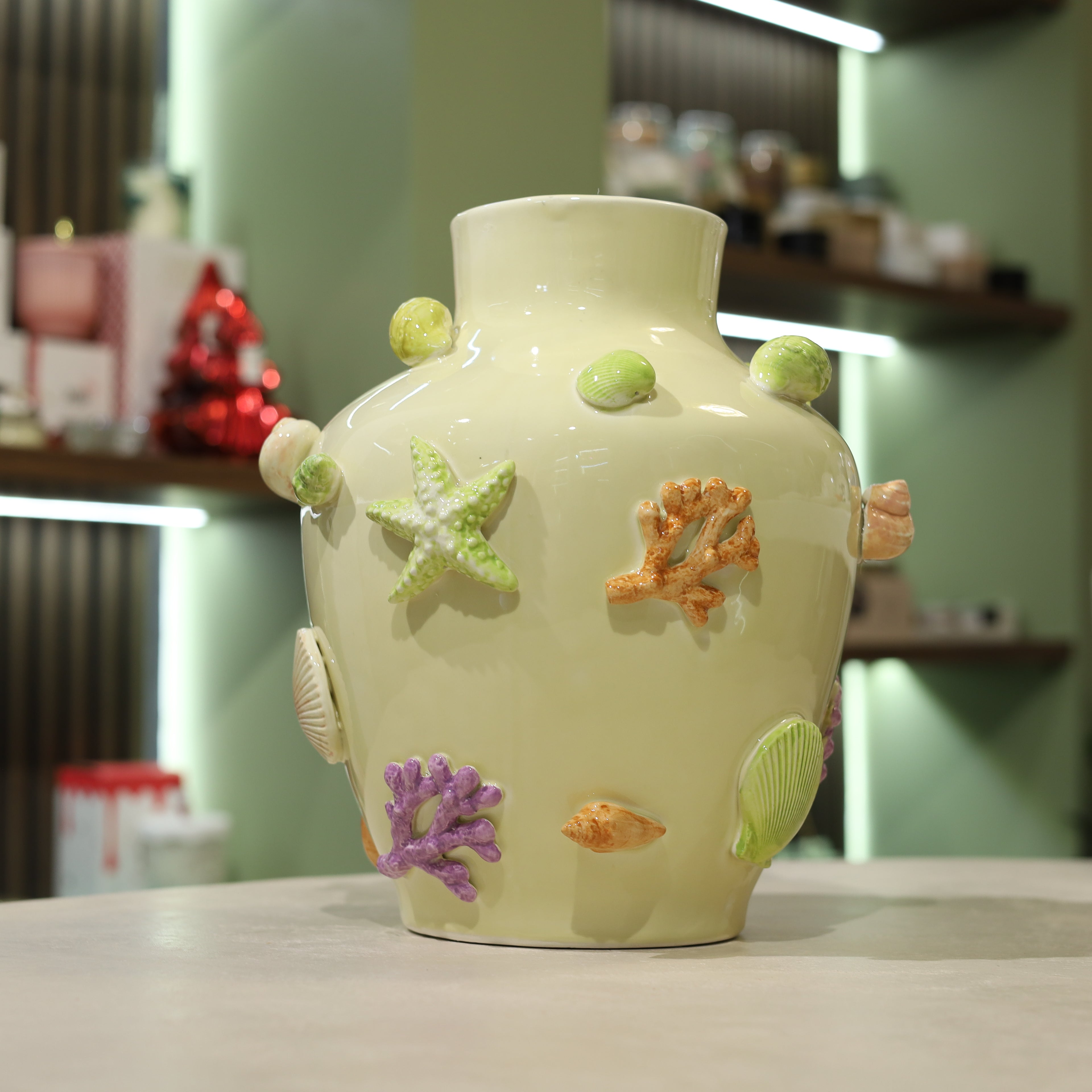 Shelly Vase