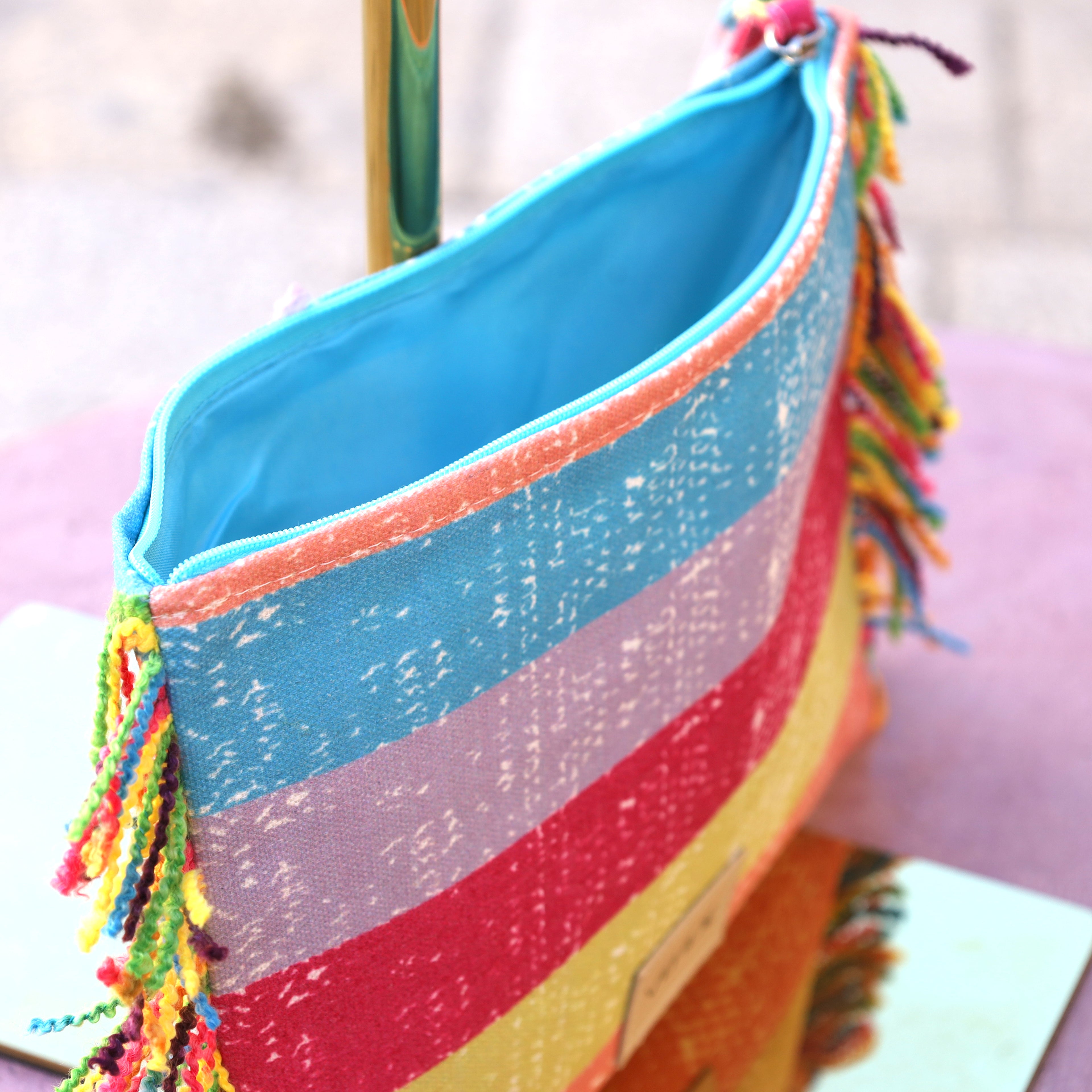 Easy Carry Mini Pouch – ideal for quick outings when you only need the basics