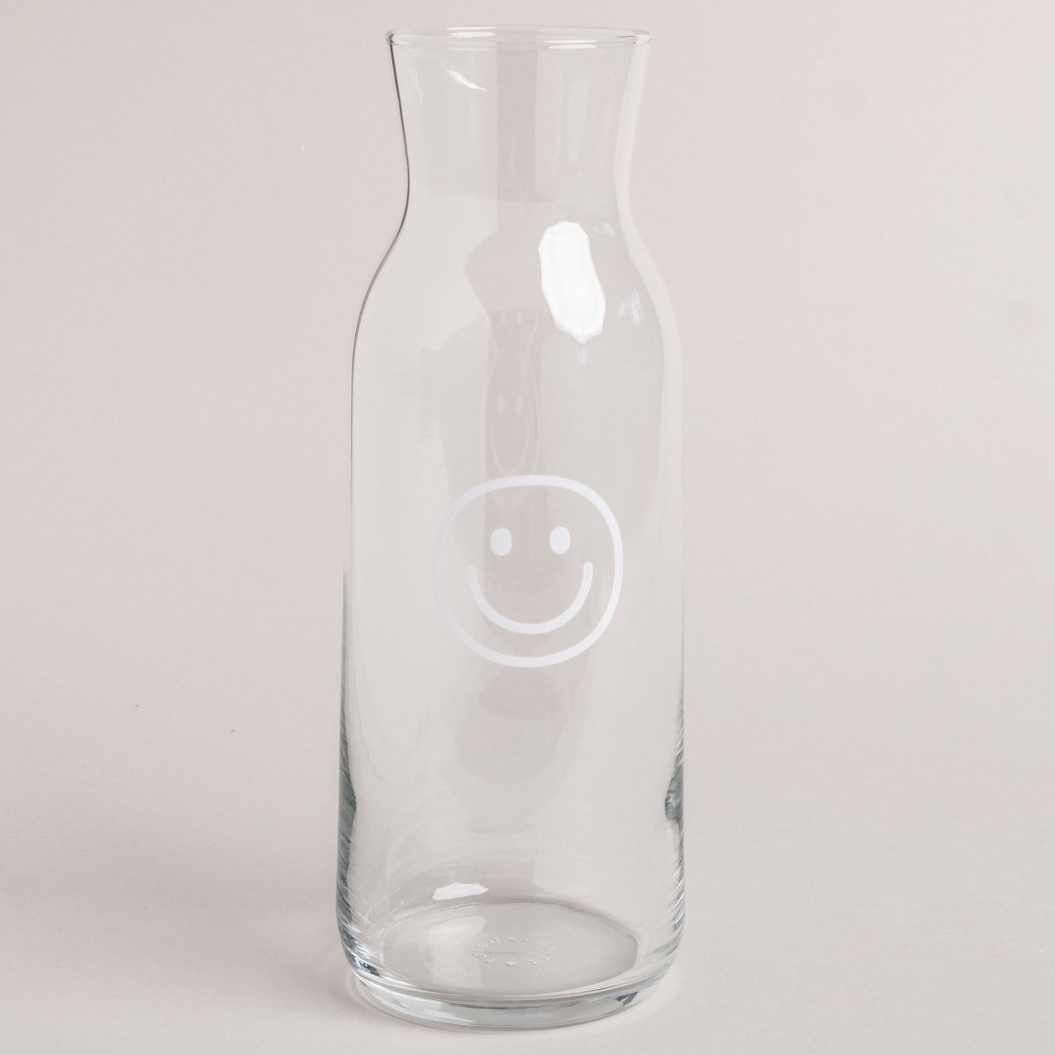 Carafe Smiley White